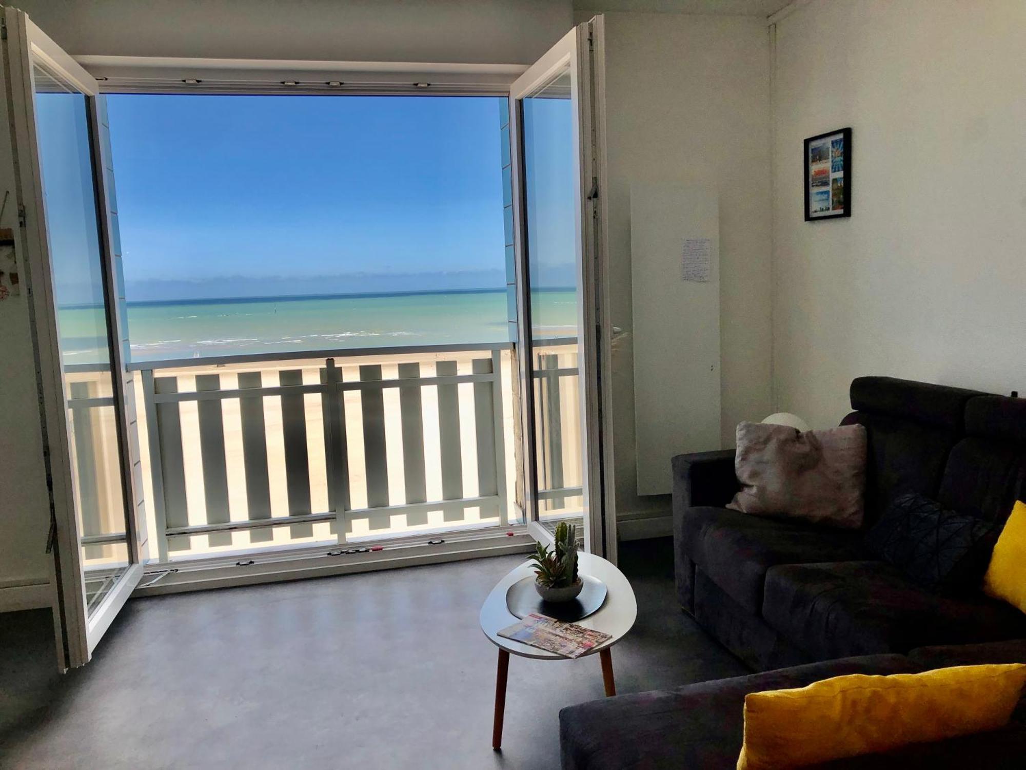 Appartement Sur La Plage De Malo Les Bains Vue Mer Dunkirk ภายนอก รูปภาพ